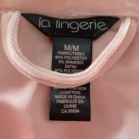 💖LA LINGERIE💖-Beautiful Rose pink robe In medium . Full length. Like new ! - Picture 10 of 16